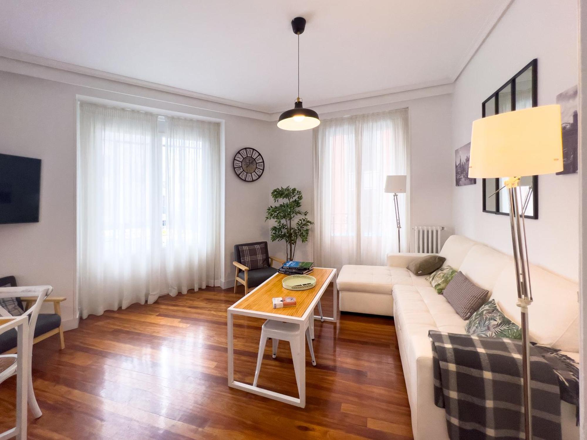 Callao Suites 马德里 外观 照片
