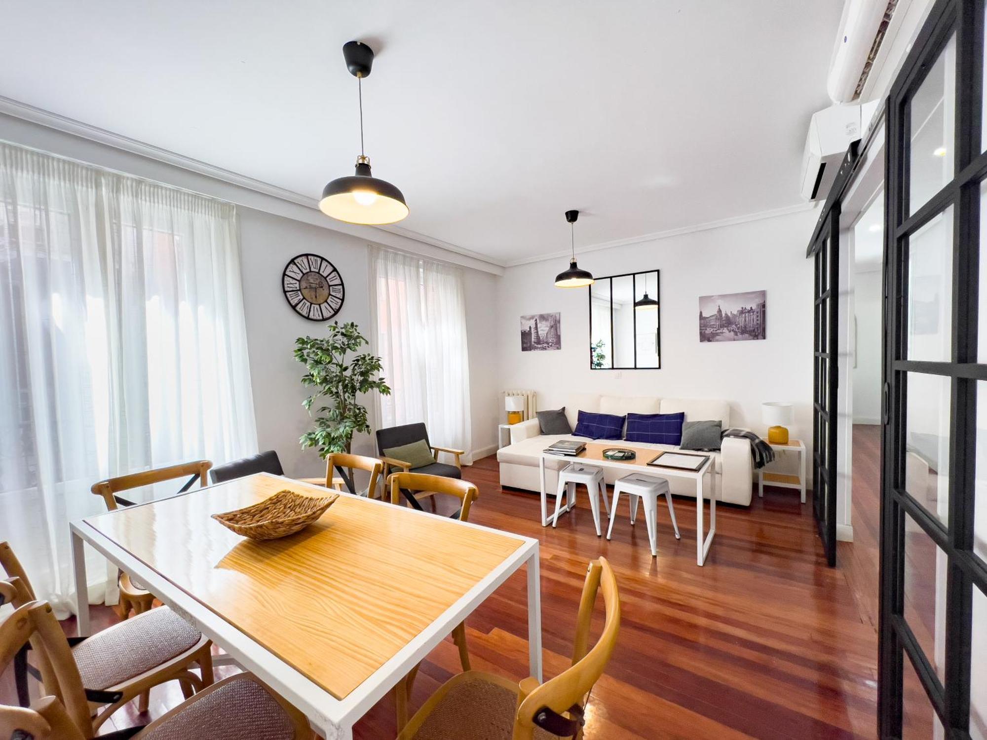 Callao Suites 马德里 外观 照片